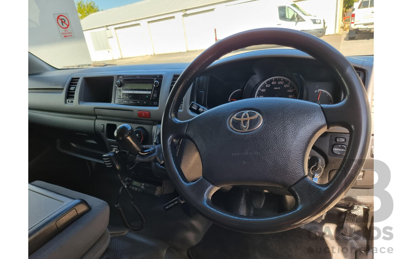 9/2011 Toyota Hiace SLWB MY11 5d Van White 3.0L Turbo Diesel