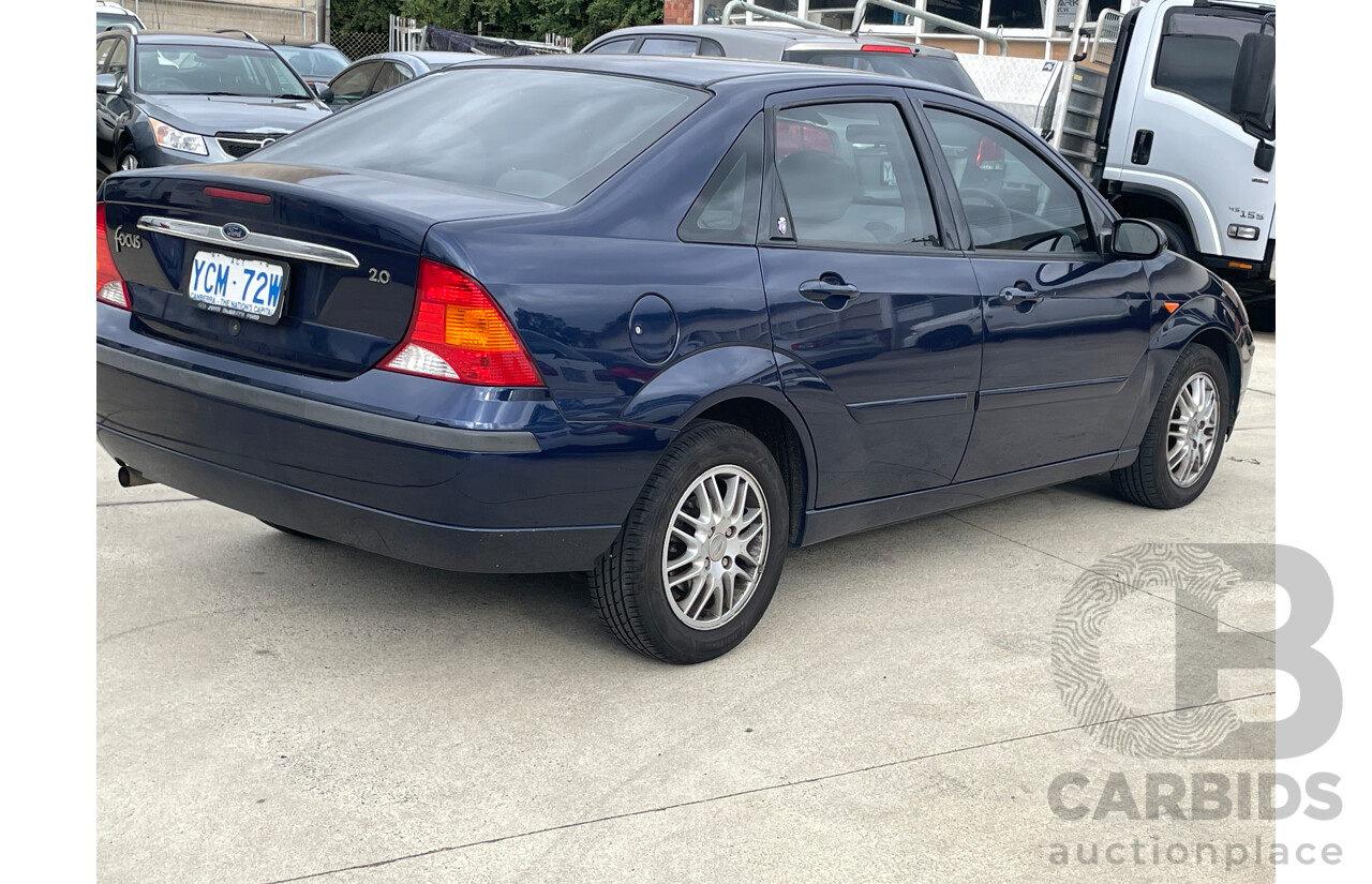 2/2003 Ford Focus GHIA LR 4d Sedan Blue 2.0L