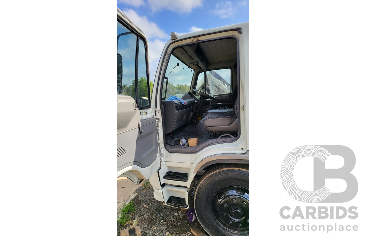 07/1997 HINO FF1J SER C/CAB With 7.8m Tray White Diesel