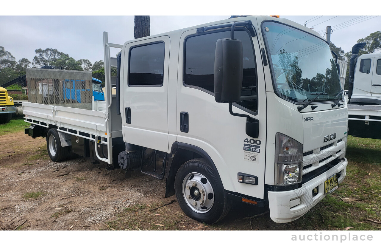 05/2015 Isuzu NPR 400 Crew Cab 5.2L Diesel 4.5m tray