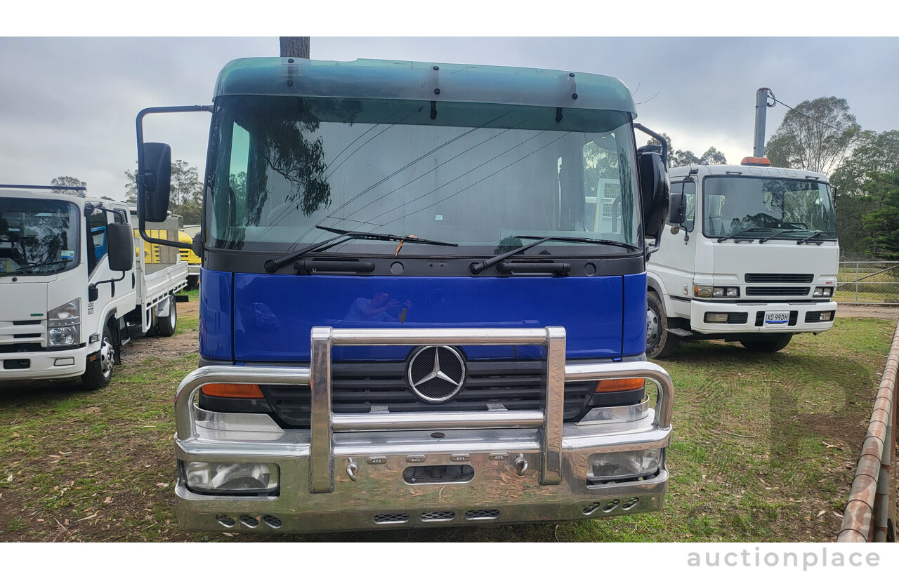 11/2001 Mercedes-Benz Atego Crew, Sleeper Cab, 7.3m Rear Tray