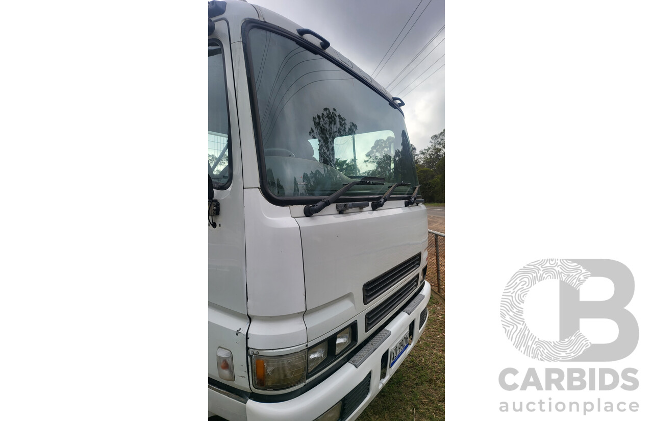 06/2007 Mitsubishi FV500 Skip Bin Truck White 6.4L Diesel