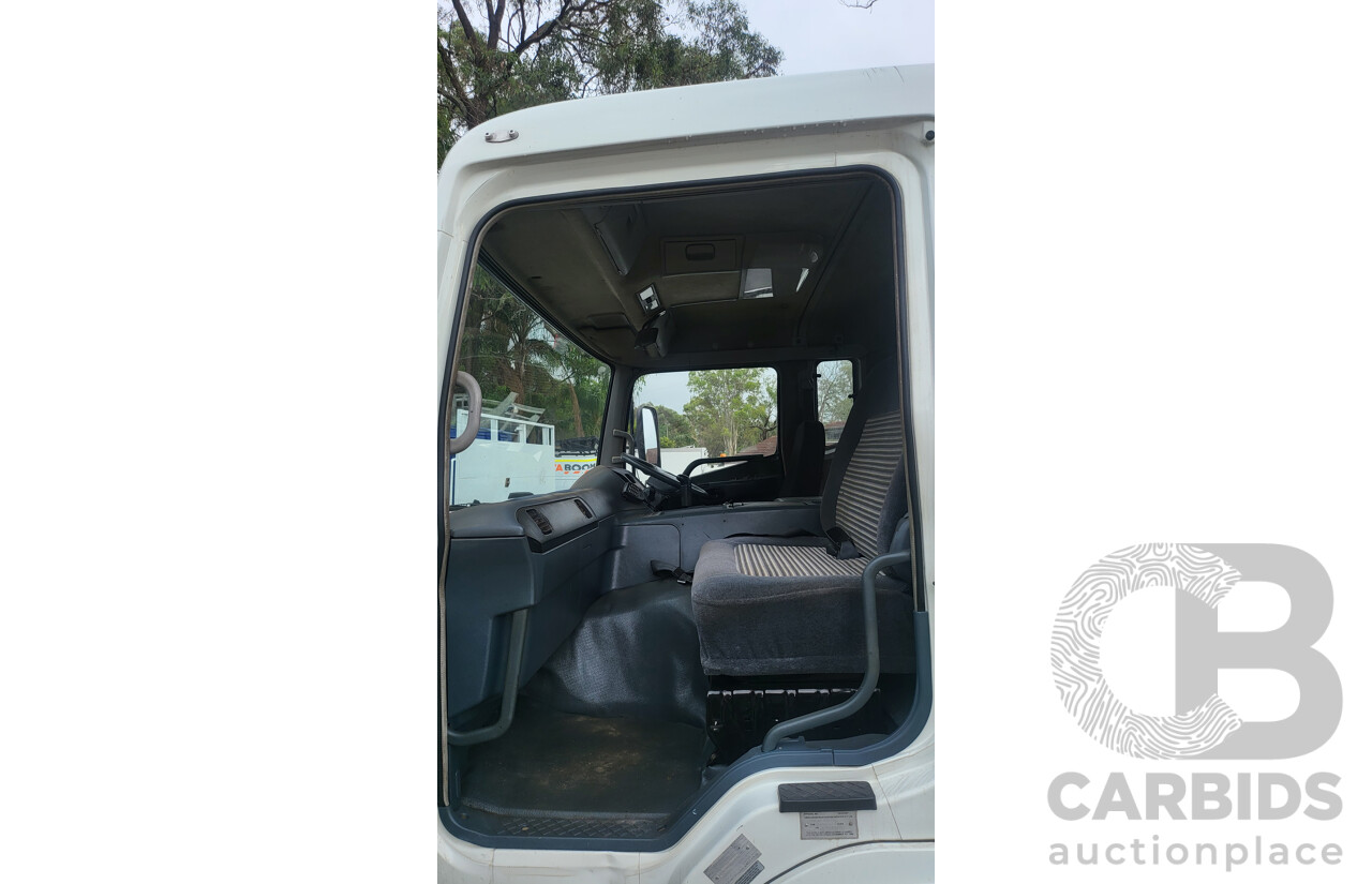 06/2007 Mitsubishi FV500 Skip Bin Truck White 6.4L Diesel