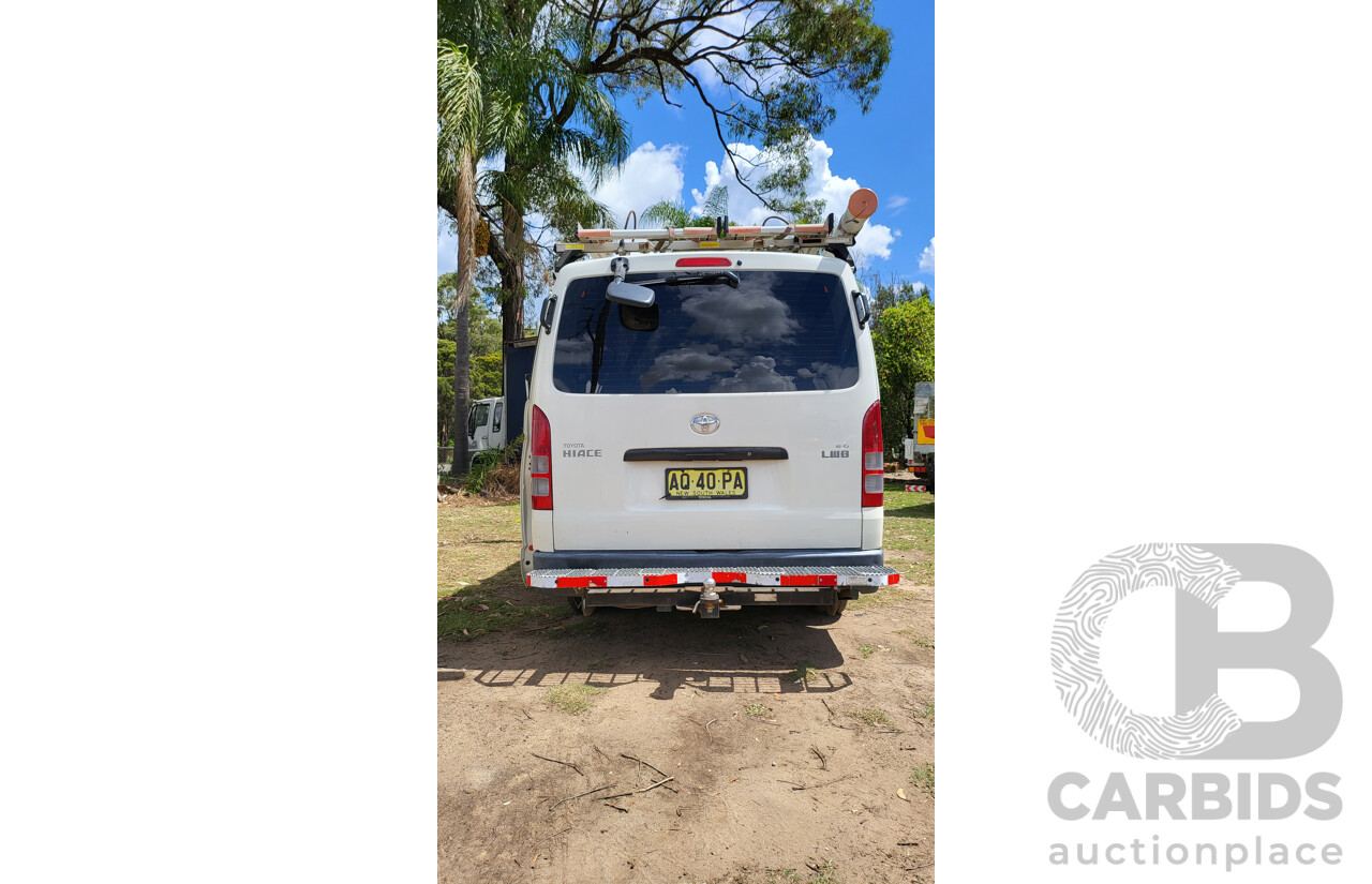 6/2007 Toyota Hiace LWB TRH201R MY07 4d Van White 2.7L, 1 owner