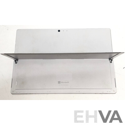 Microsoft (1796) Surface Pro 5 Intel Core i5 (7300U) 2.60GHz-3.50GHz 2-Core CPU 128GB 12.3-Inch Touchscreen Detachable Laptop