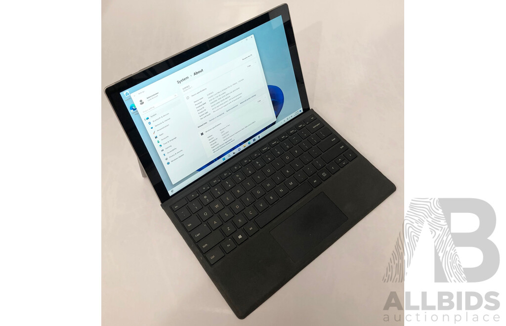 Microsoft (1866) Surface Pro 7 Intel Core i5 (1035G4) 1.10GHz-3.70GHz 4-Core CPU 128GB 12.3-Inch Touchscreen Detachable Laptop