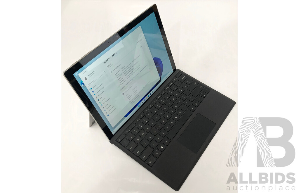 Microsoft (1866) Surface Pro 7 Intel Core i5 (1035G4) 1.10GHz-3.70GHz 4-Core CPU 128GB 12.3-Inch Touchscreen Detachable Laptop