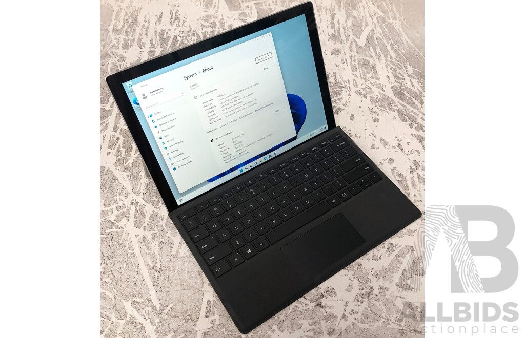 Microsoft (1866) Surface Pro 7 Intel Core i5 (1035G4) 1.10GHz-3.70GHz 4-Core CPU 128GB 12.3-Inch Touchscreen Detachable Laptop