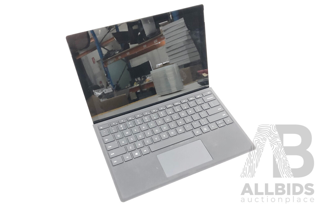 Microsoft (1796) Surface Pro 6 Intel Core i5 (8350U) 1.70GHz-3.60GHz 4-Core CPU 128GB 12.3-Inch Touchscreen Detachable Laptop