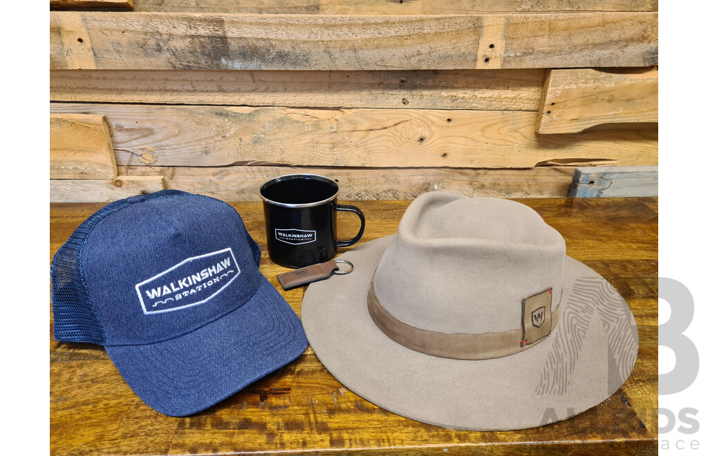 L16 - Walkinshaw Station Merchandise Pack