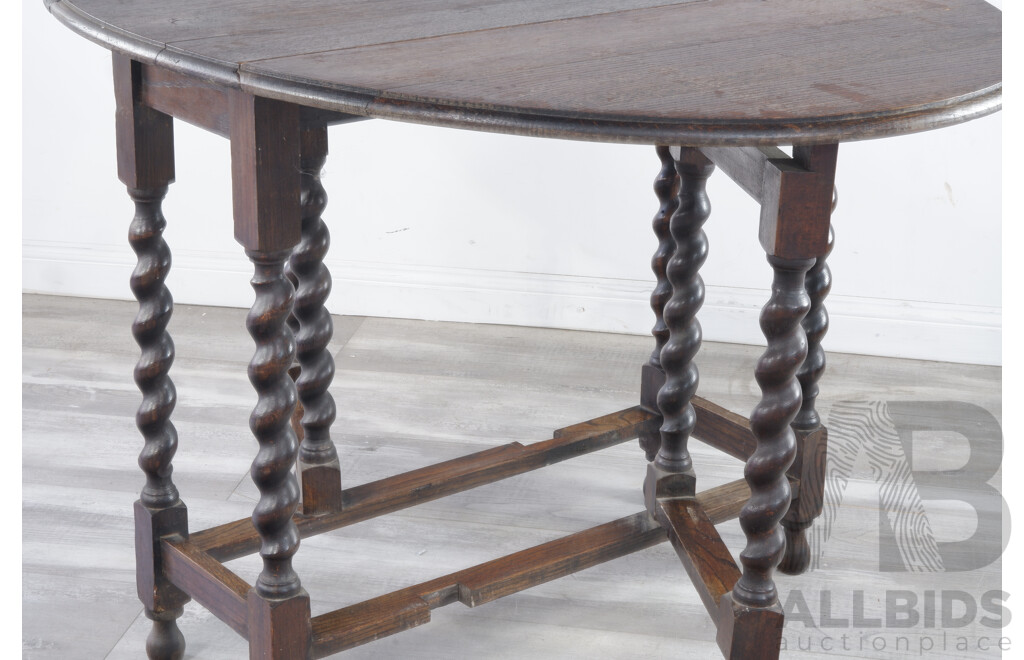 Antique Oak Drop Side Table with Gate Legs and Barley Twist