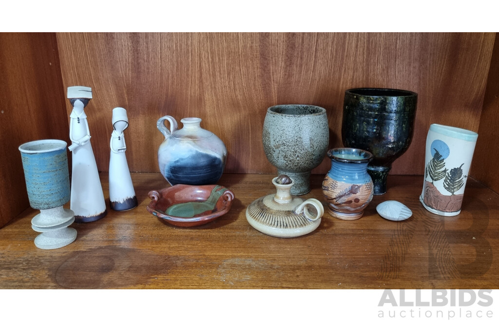 Assorted Australian Pottery, Ceramics and Glazed Earthenware - Quantity of 11 Pieces