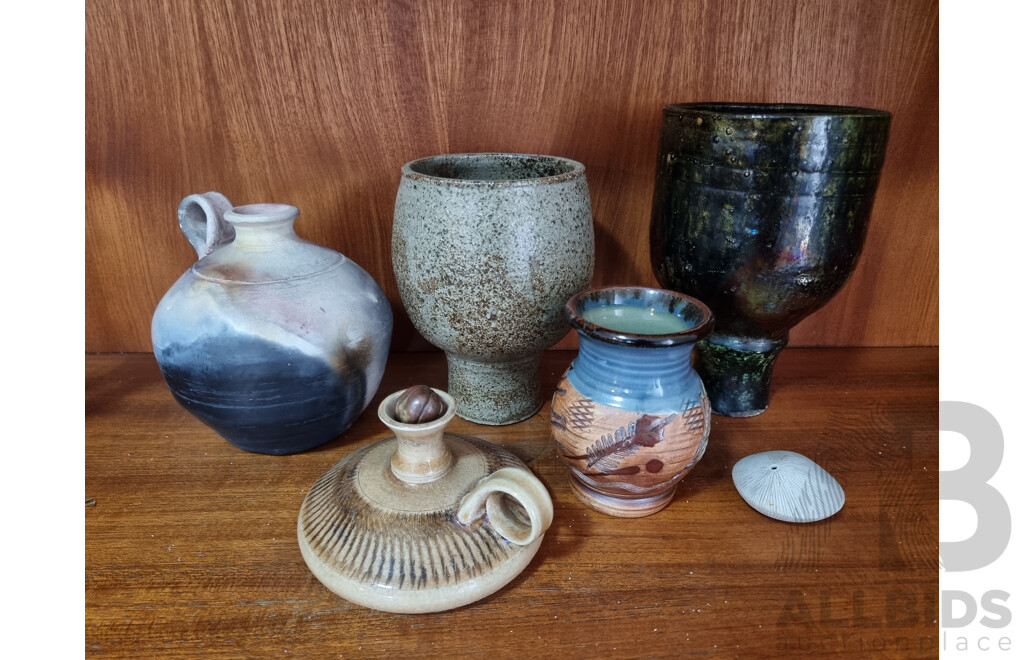 Assorted Australian Pottery, Ceramics and Glazed Earthenware - Quantity of 11 Pieces