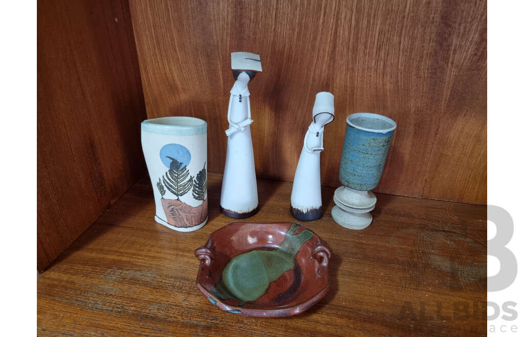 Assorted Australian Pottery, Ceramics and Glazed Earthenware - Quantity of 11 Pieces