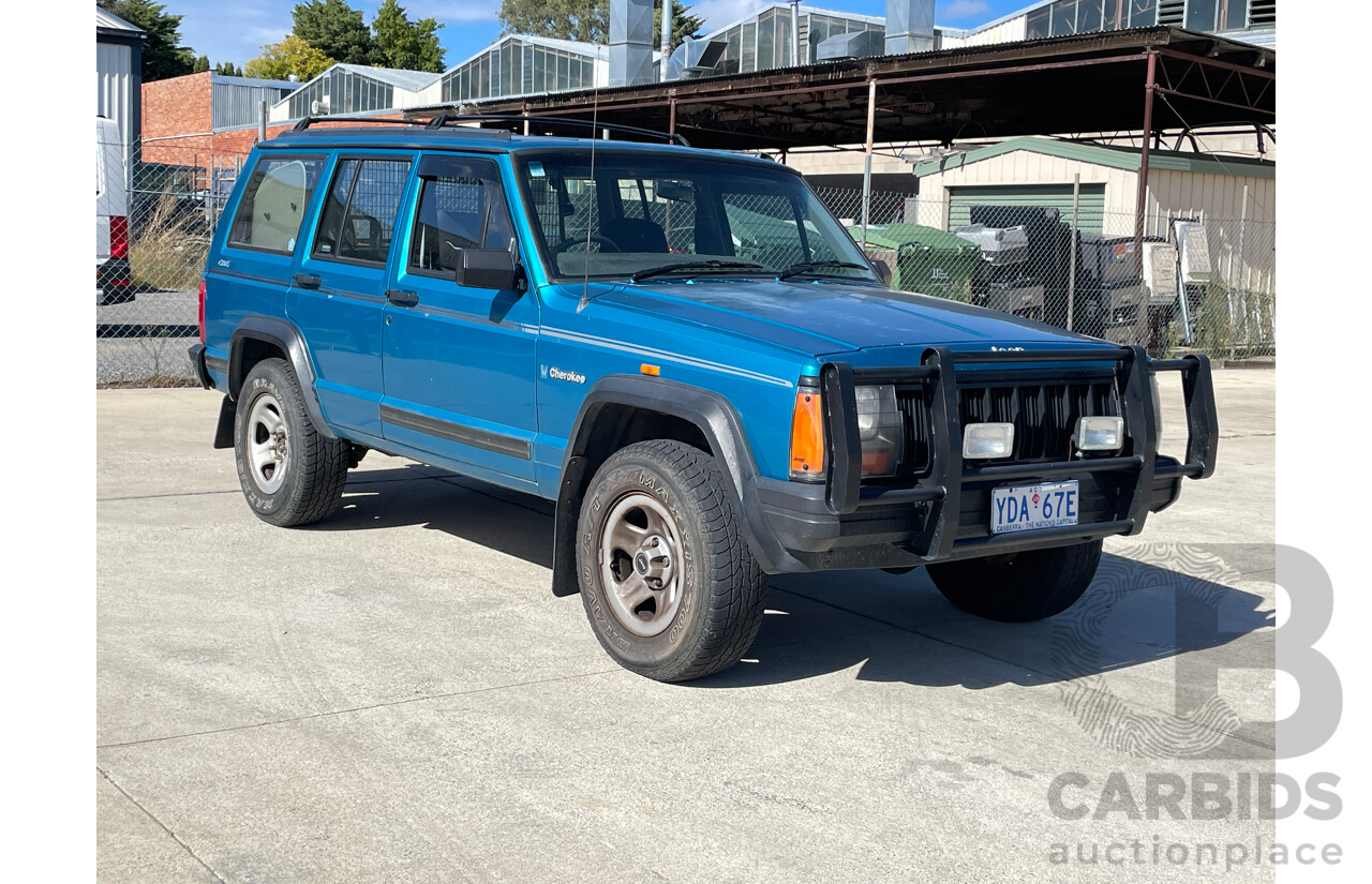 11/1994 Jeep Cherokee Sport (4x4) XJ 4d Wagon Blue 4.0L