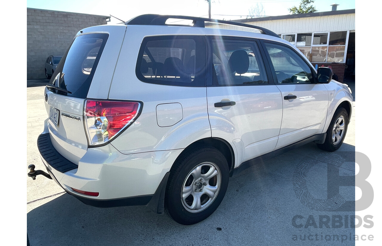 6/2010 Subaru Forester X MY10 4d Wagon White 2.5L