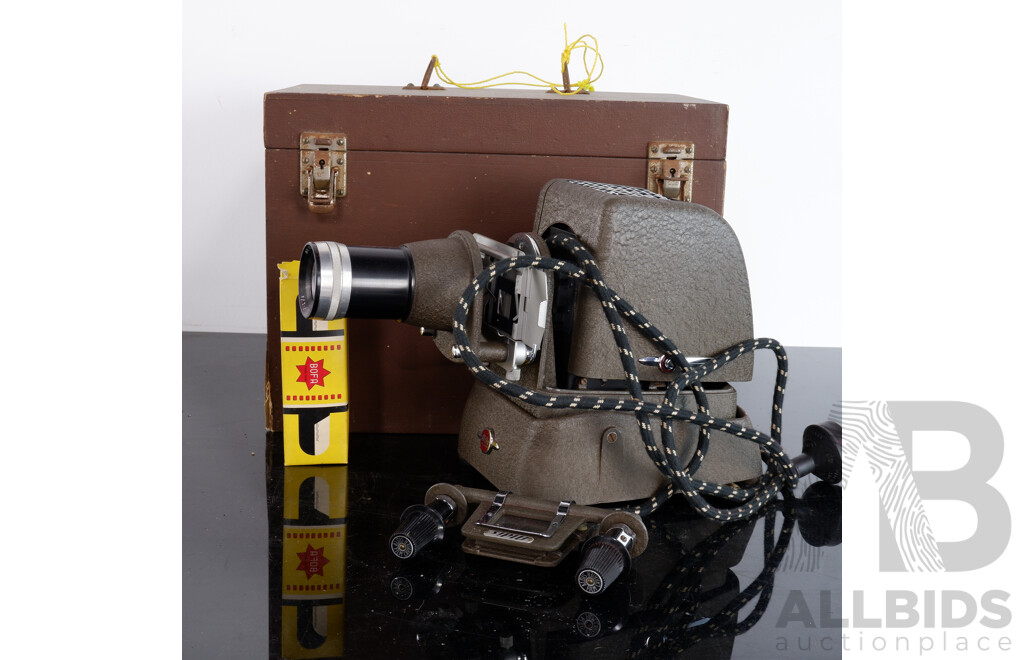 Vintage Cased Kodak Projector