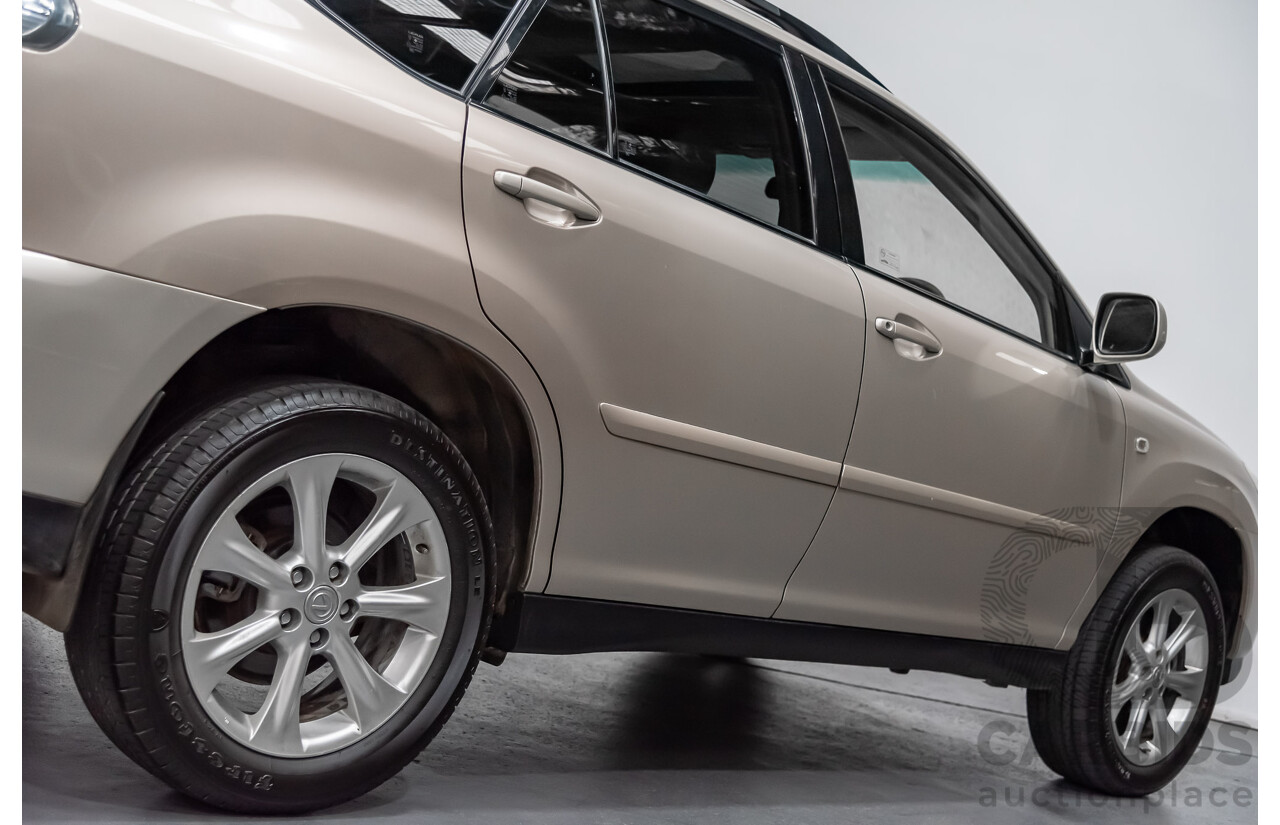 4/2003 Lexus Rx330 Sports MCU38R 4d Wagon Beige 3.3L V6
