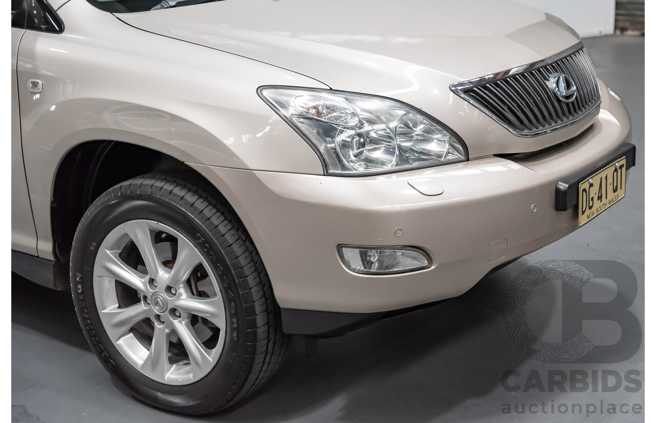 4/2003 Lexus Rx330 Sports MCU38R 4d Wagon Beige 3.3L V6