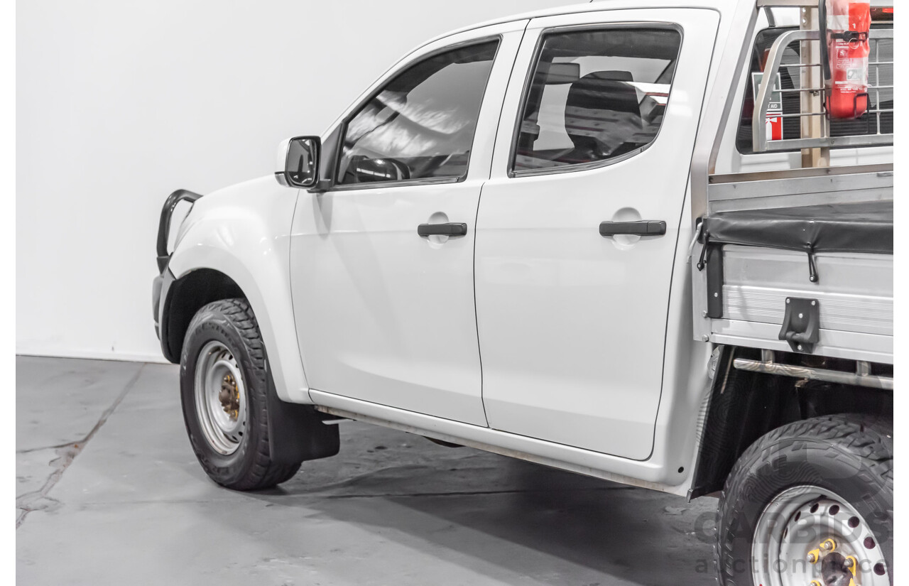 12/2015 Isuzu D-Max SX (4x4) TF MY15 Crew C/Chas White 3.0L Turbo Diesel