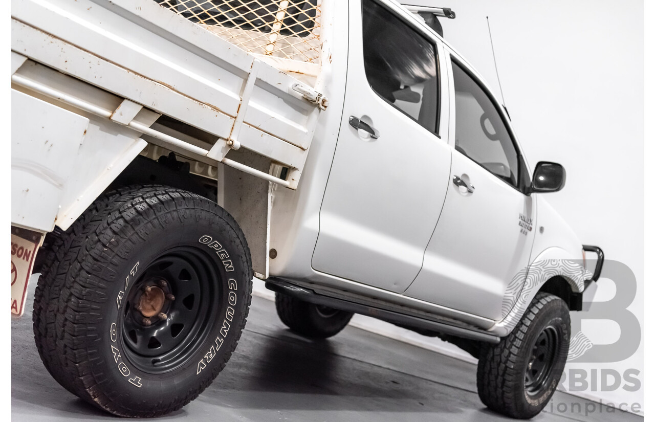 4/2008 Toyota Hilux SR5 (4x4) KUN26R 08 UPGRADE Dual Cab P/Up White 3.0L Turbo Diesel