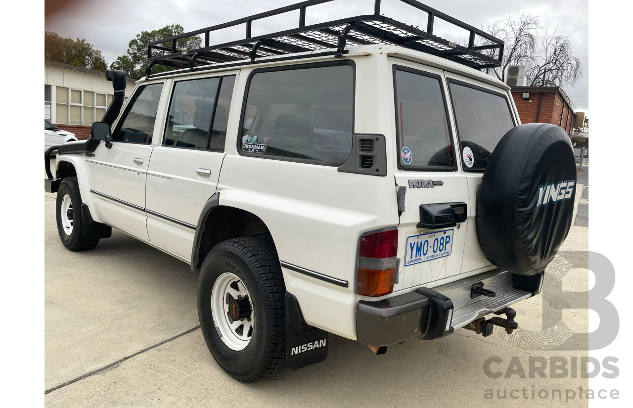 8/1989 Nissan Patrol DX (4x4)  4d Wagon White 4.2L -Turbo Diesel