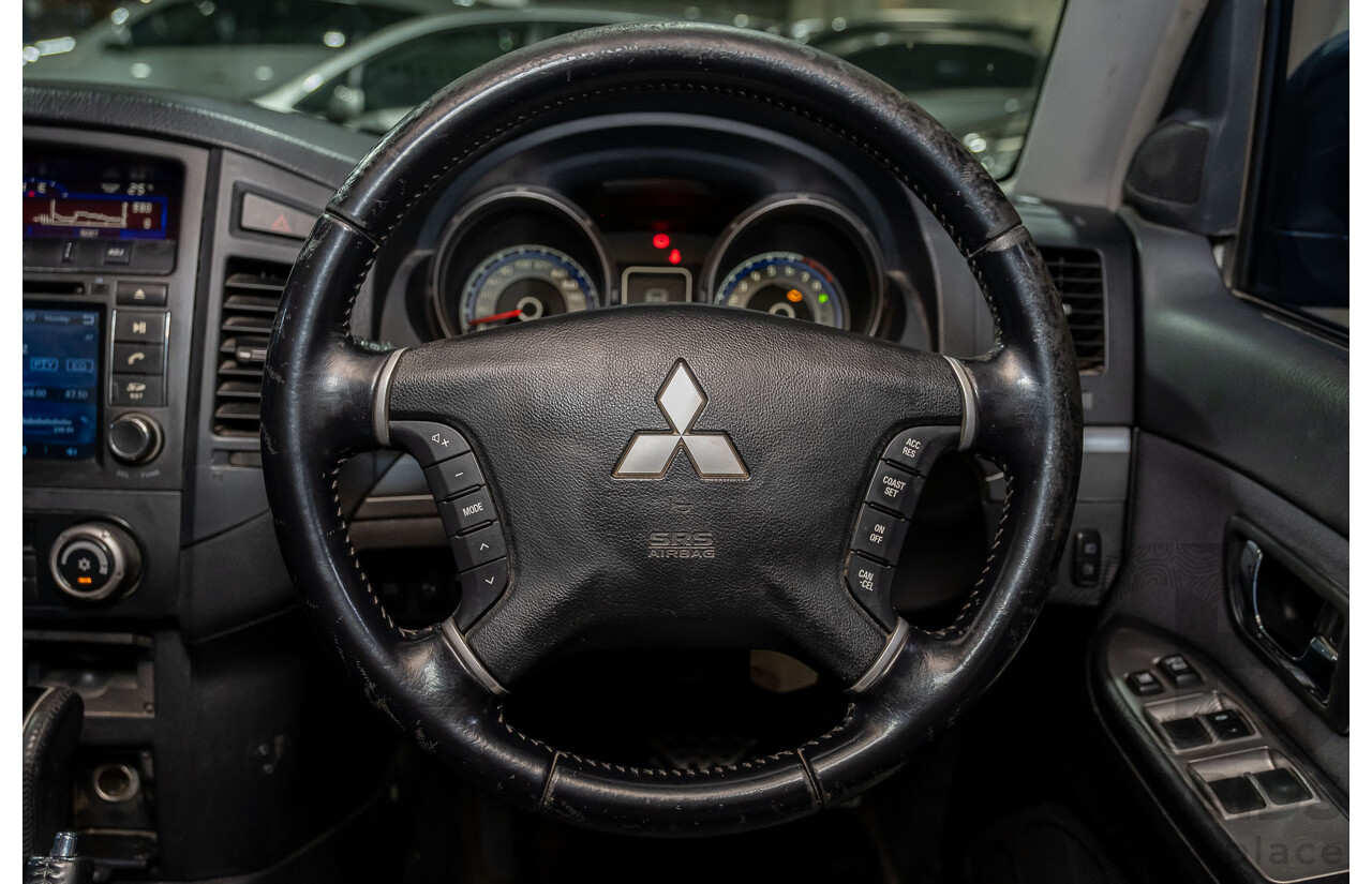 4/2008 Mitsubishi Pajero VR-X LWB (4x4) NS 4d Wagon White 3.8L V6 - 7 Seater