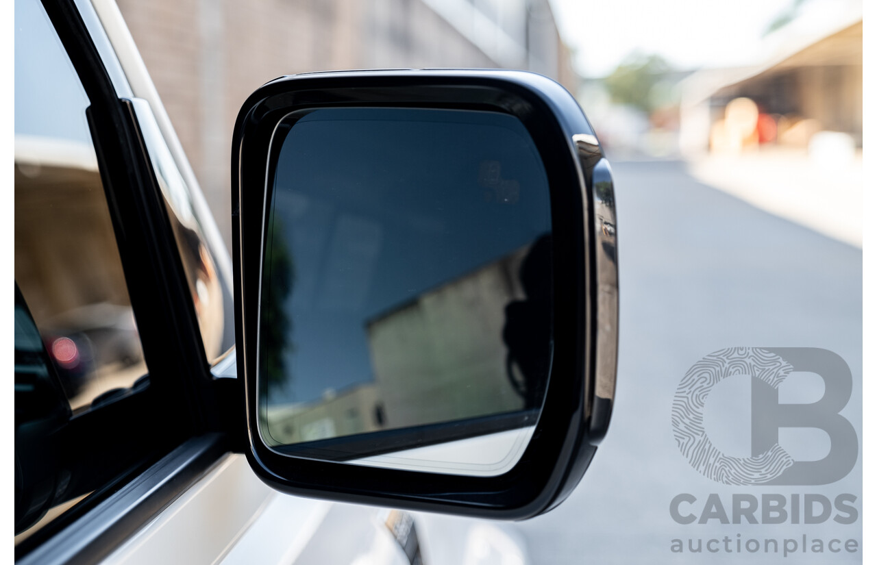 03/2022 Land Rover Defender 110 D250 (4x4) L663 MY22 4d Wagon Fuji White 3.0L Twin Turbo Diesel