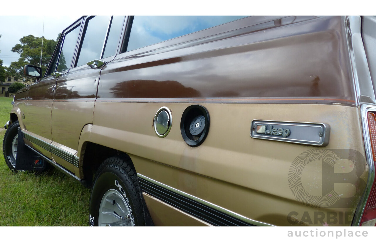 4/1984 Jeep Cherokee SJ Limited (4x4) 4d Wagon Brown/Gold 5.9L V8