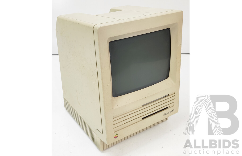 Apple (M5010) Macintosh SE Desktop Computer