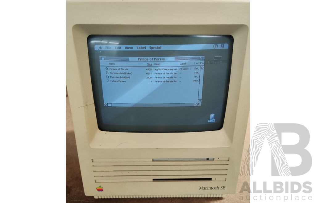 Apple (M5010) Macintosh SE Desktop Computer