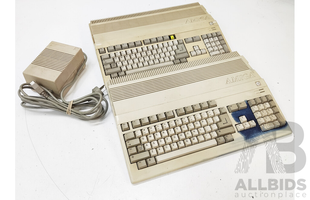 Commodore (A500) Amiga A500 Desktop Computer for Parts or Repair - Lot of Two