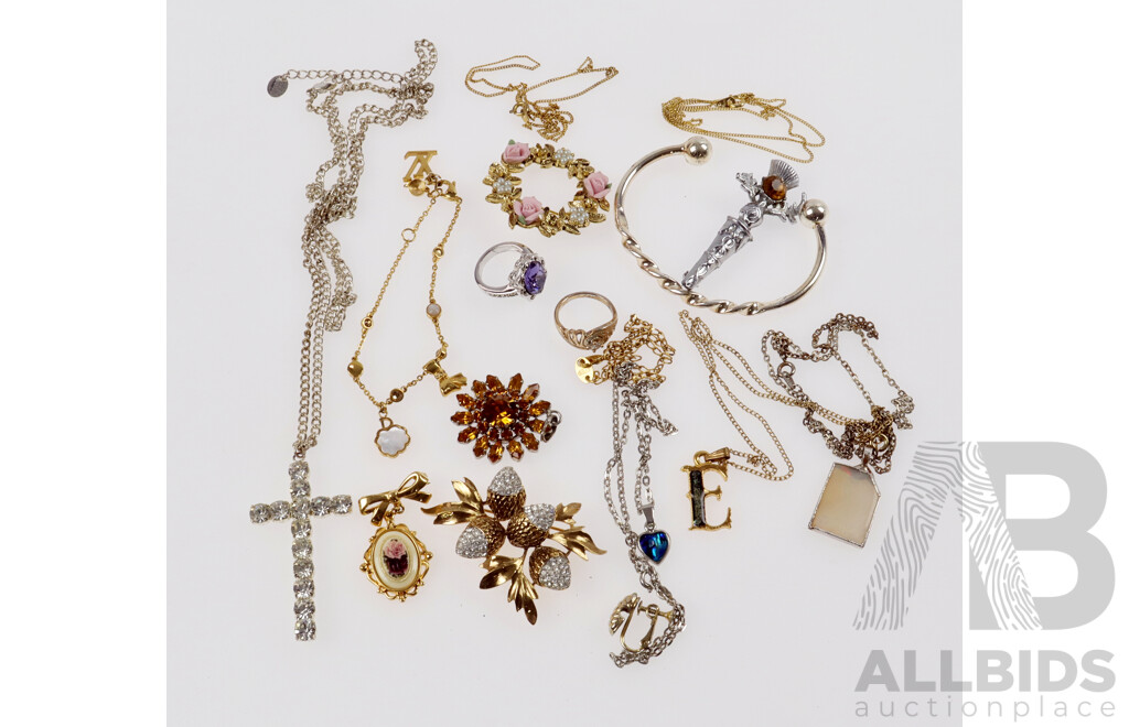 Collection of Vintage Style Costume Jewellery, Including Brooches, Pendants and Rings