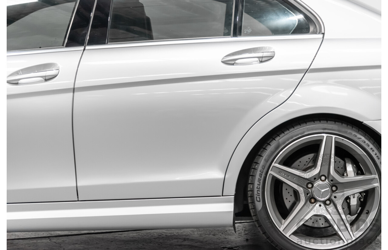 2/2011 Mercedes-Benz C63 AMG W204 MY11 4d Sedan Silver 6.3L V8