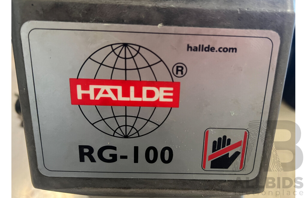 Hallde RG-100 Vegetable Preparation Machine
