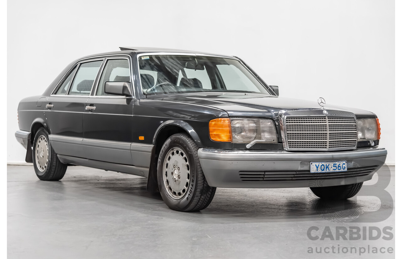 1/1988 Mercedes-Benz 560 SEL W126 4d Sedan Black 5.5L V8