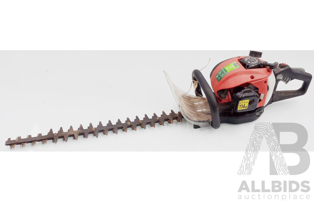 Gardenline Petrol Hedge Trimmer