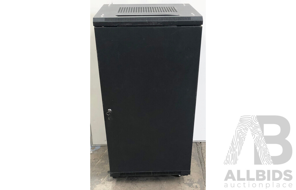 22RU Server Rack Cabinet w/ Wheels