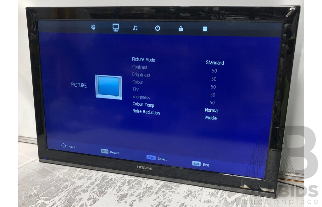Hitachi (LE32ECD05AU) 31.5-Inch Full HD LED LCD TV w/ Built-in DVD Player