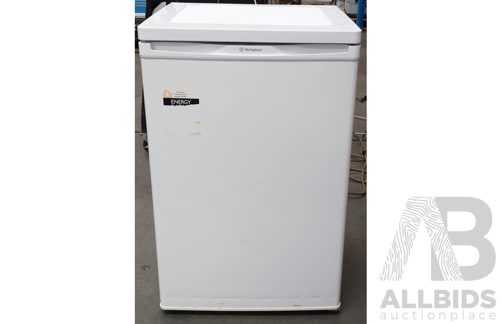 Westinghouse 130 Litre Bar Fridge