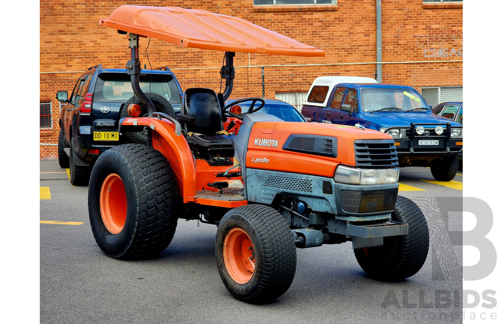 01/2007 Kubota L5030 HST 4x4 2.4L Diesel Tractor