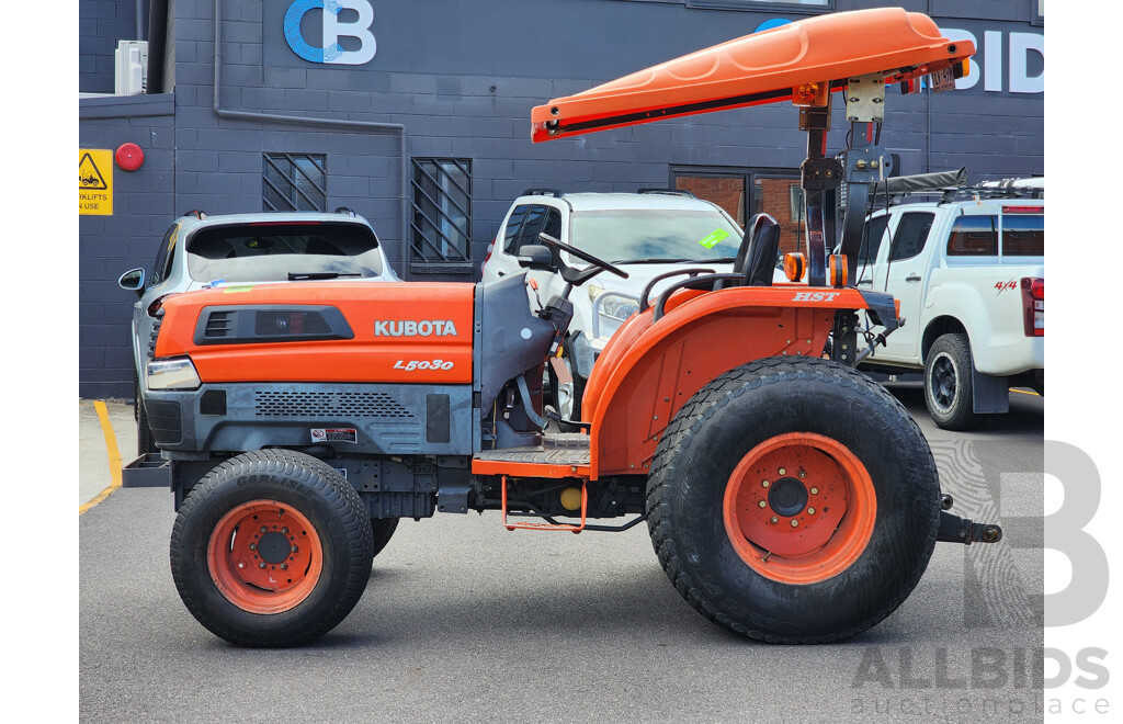 01/2007 Kubota L5030 HST 4x4 2.4L Diesel Tractor