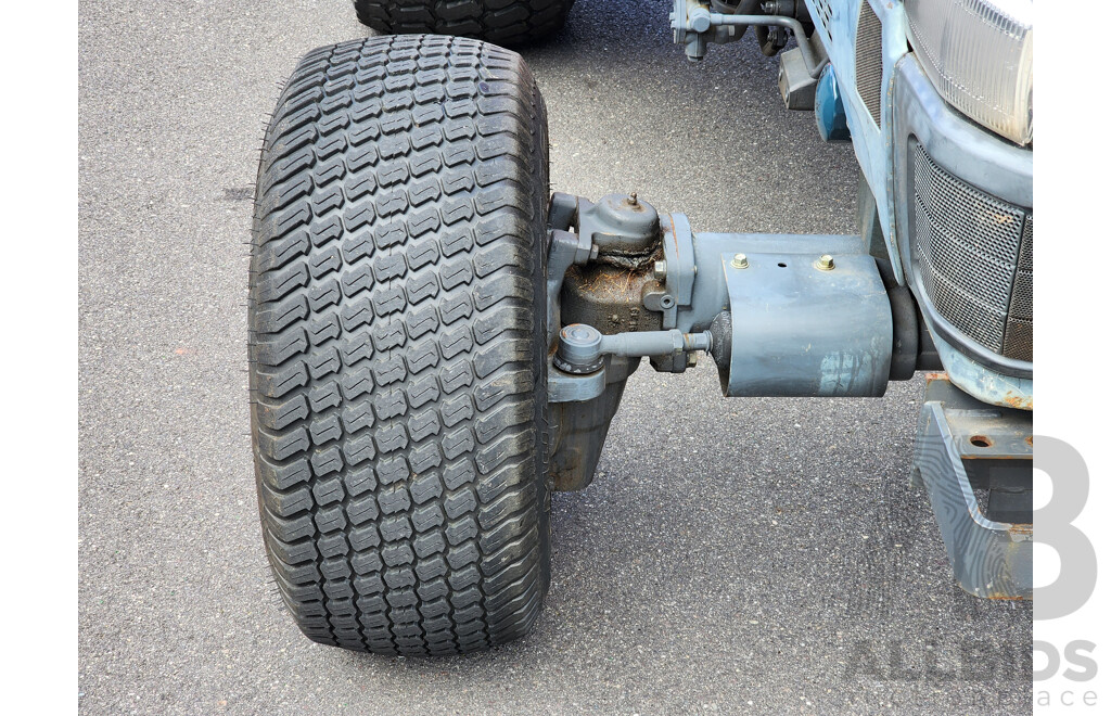 01/2007 Kubota L5030 HST 4x4 2.4L Diesel Tractor