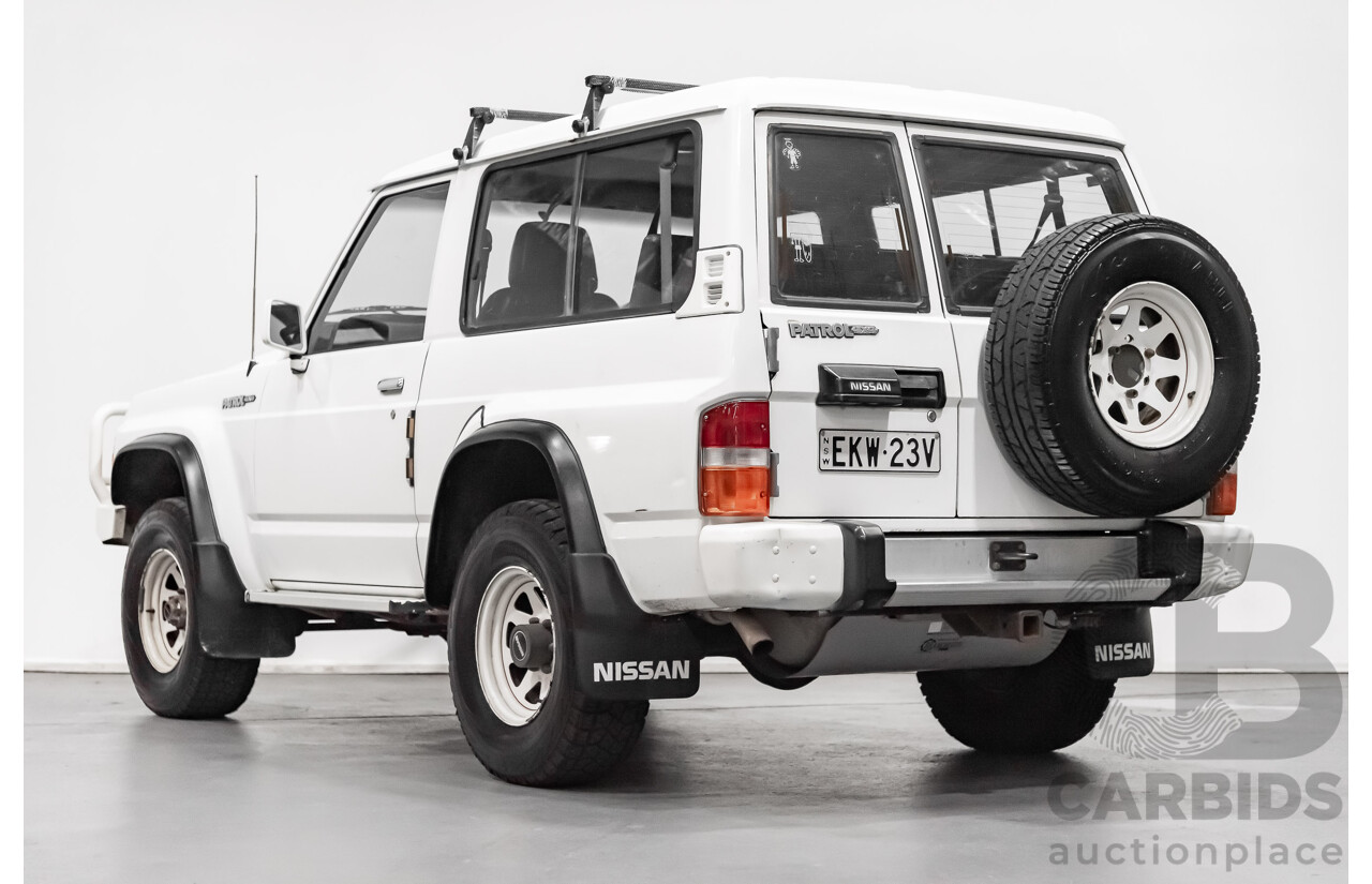 6/1990 Nissan Patrol ST (4x4) GQ 2d Hardtop White 4.2L