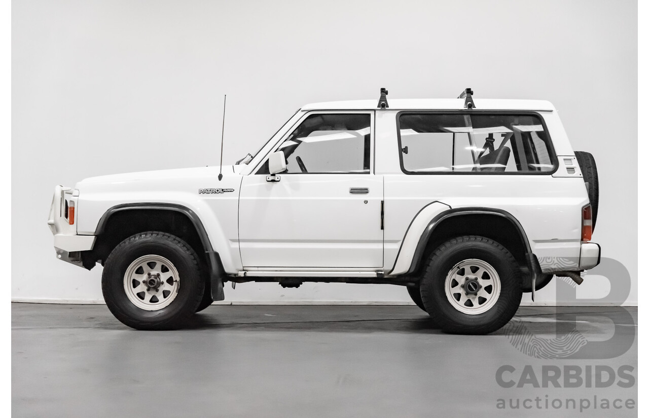 6/1990 Nissan Patrol ST (4x4) GQ 2d Hardtop White 4.2L