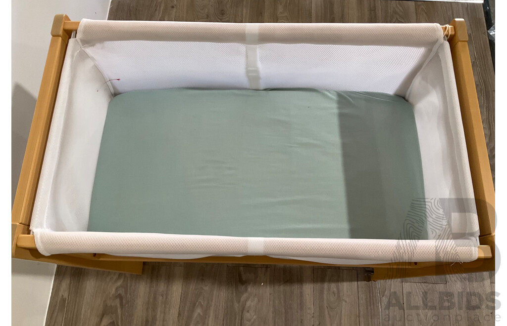 BOORI Tidy Bassinet Almond ORP Lot 1460432 ALLBIDS
