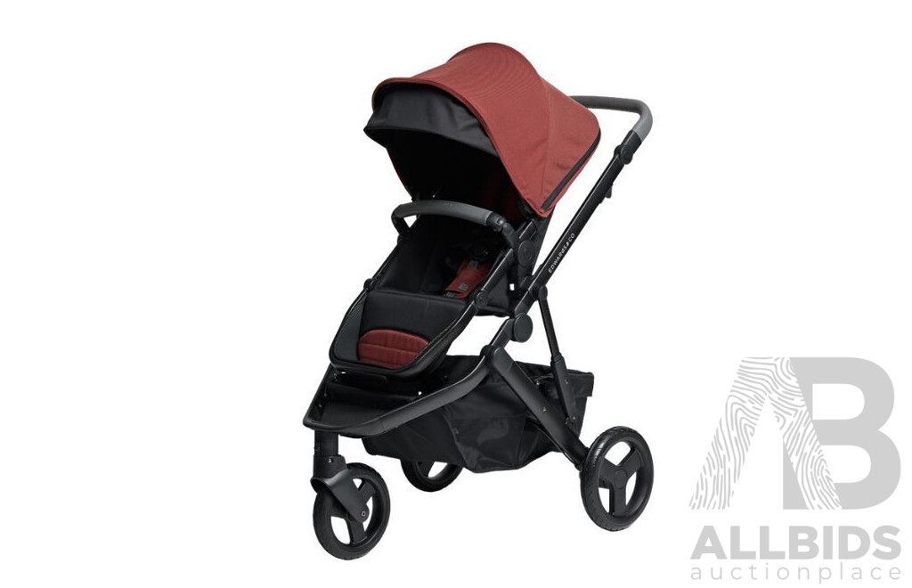 EDWARDS & CO Oscar M2 Pram Red Rust - ORP $999.00