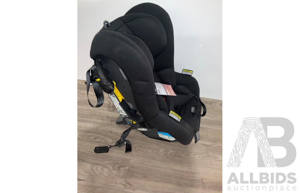 Safe-N-Sound QuickFix Car Seat - ORP $339.00