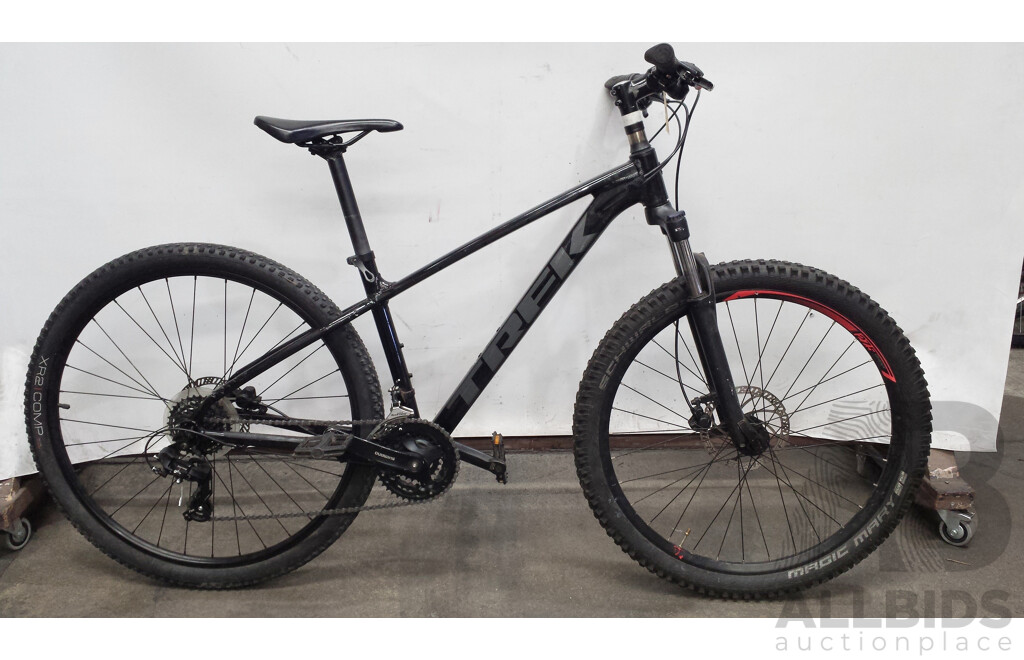 Trek Marlin 19 Inch Front Suspension Mountain Bike