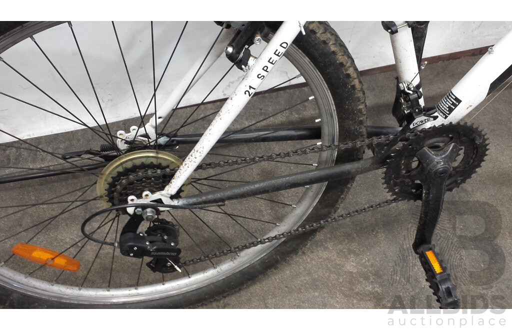 Crest D2750 Summit 19 Inch Front Suspension Mountain Bike